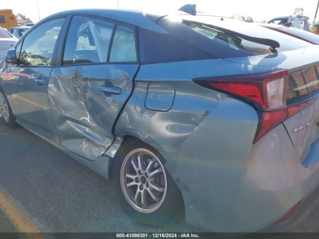 JTDKARFU2L3118302 Toyota Prius Le