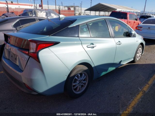 JTDKARFU2L3118302 Toyota Prius Le