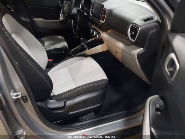 KMHRC8A31RU285704 Hyundai Venue Sel