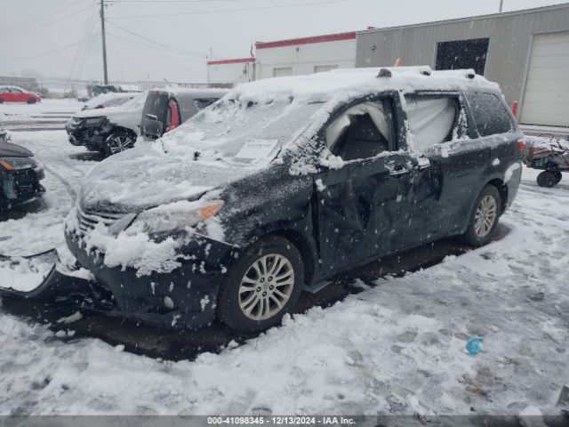 5TDYK3DC6GS718436 Toyota Sienna Xle 8 Passenger
