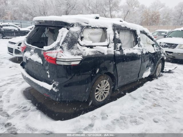 5TDYK3DC6GS718436 Toyota Sienna Xle 8 Passenger