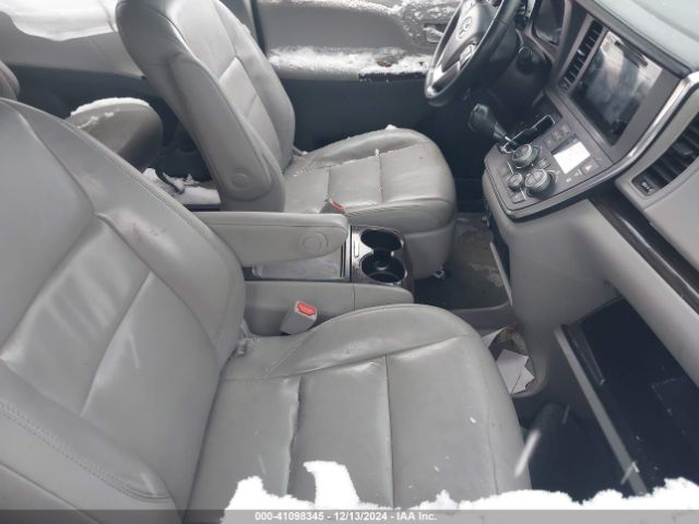 5TDYK3DC6GS718436 Toyota Sienna Xle 8 Passenger