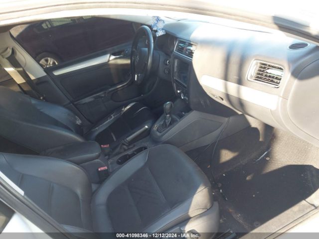 3VWD17AJ4EM293174 Volkswagen Jetta 1.8t Se