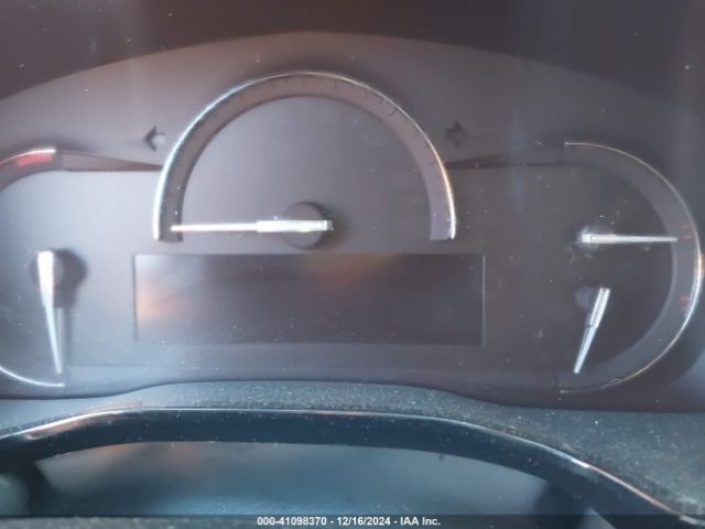 1GYKNBRS0HZ105570 Cadillac XT5 LUXURY