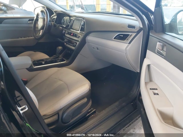 5NPE34AF6KH735434 Hyundai SONATA SEL
