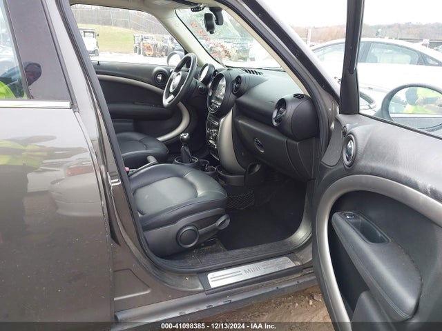 2013 MINI COUNTRYMAN WMWZB3C58DWM31213 Photo 4