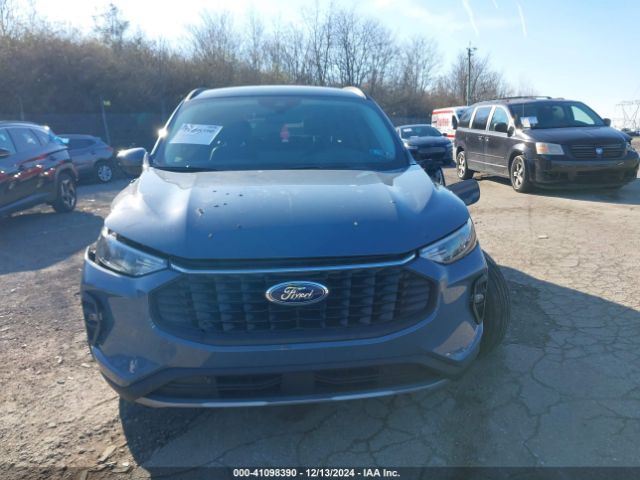 1FMCU0E10PUA89683 Ford Escape Phev