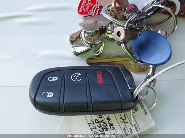 ZACNJDB15NPN59882 Jeep Renegade Latitude 4x4