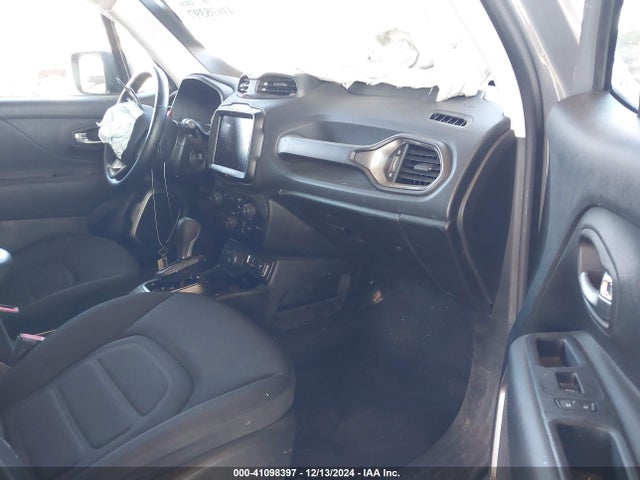 ZACNJDB15NPN59882 Jeep Renegade Latitude 4x4