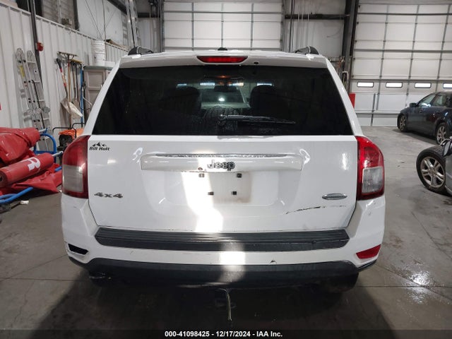 Jeep Compass Latitude 2016 1C4NJDEB2GD544541 Image 16