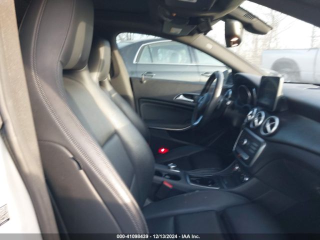 WDDSJ4GB6HN486953 Mercedes-Benz CLA 250 4MATIC