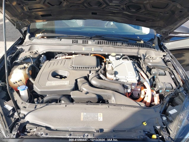 3FA6P0SUXKR201046 Ford Fusion Energi Titanium