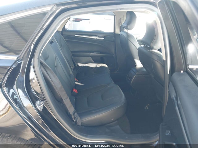 3FA6P0SUXKR201046 Ford Fusion Energi Titanium