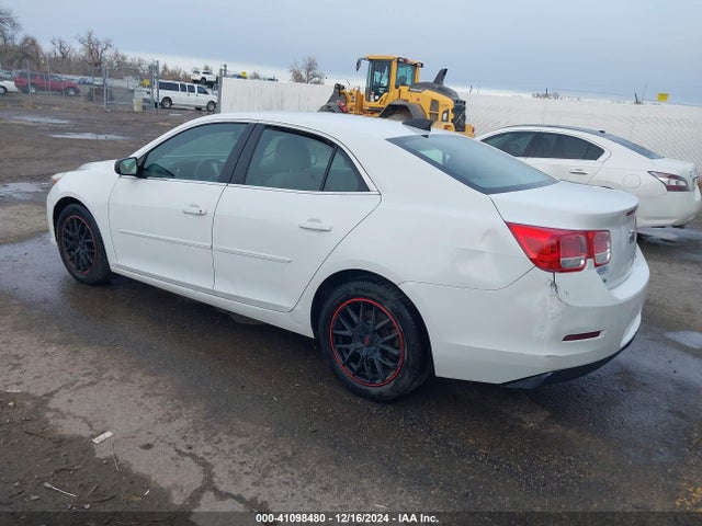 Chevrolet MALIBU LS 2015 1G11B5SL8FF152836 Image 3