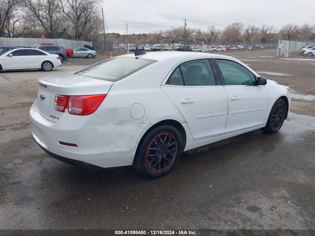 Chevrolet MALIBU LS 2015 1G11B5SL8FF152836 Image 4