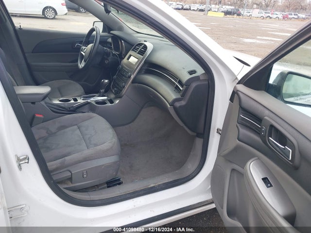 Chevrolet MALIBU LS 2015 1G11B5SL8FF152836 Image 5