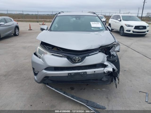 JTMWFREV0JJ203483 Toyota Rav4 Adventure/xle