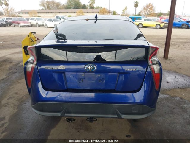 JTDKARFU2G3508757 Toyota Prius Three Touring
