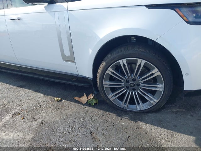 SALK1BE7XPA076782 Land Rover Range Rover Autobiography/autobiography 7 Seat