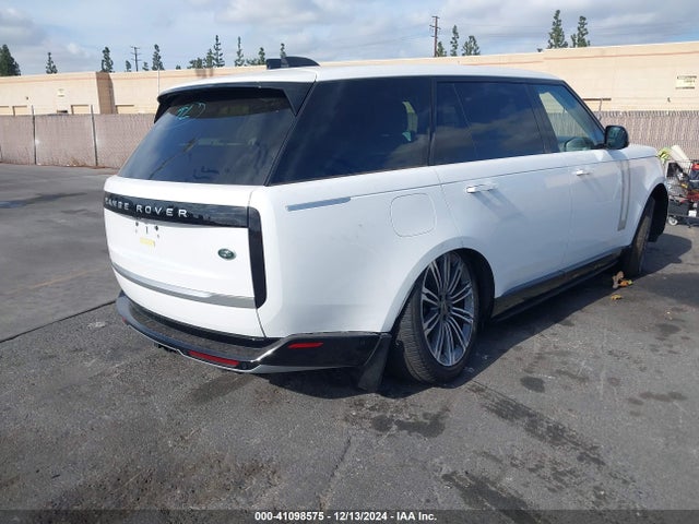 SALK1BE7XPA076782 Land Rover Range Rover Autobiography/autobiography 7 Seat