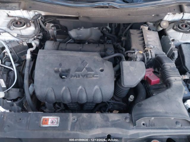 2015 MITSUBISHI OUTLANDER JA4AZ3A3XFZ009758 Photo 9