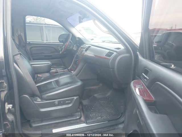 2008 CADILLAC ESCALADE 1GYEC63858R135753 Photo 4