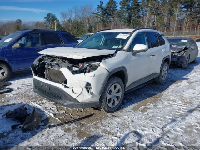 2T3G1RFV1LW108470 Toyota RAV4 LE