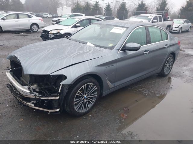 2018 BMW 530E WBAJB1C52JG624089 Photo 1
