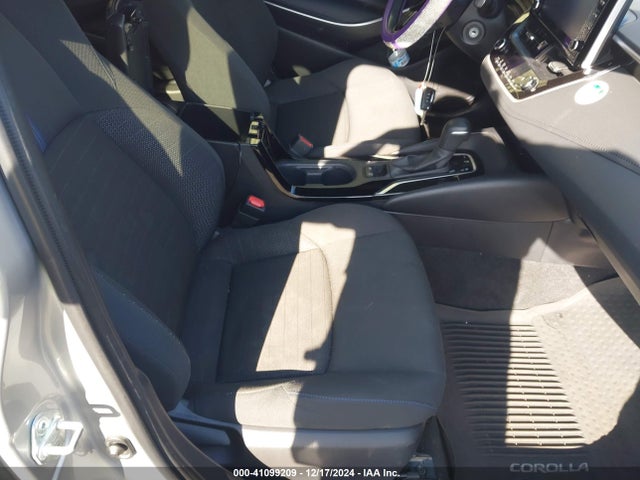JTDS4MCE0MJ054023 Toyota COROLLA SE