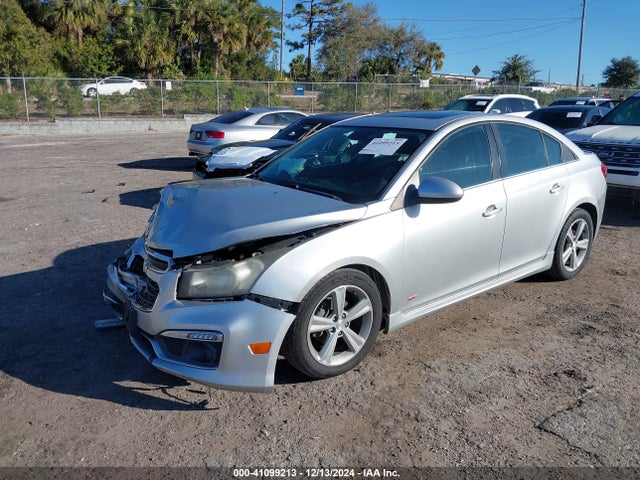 Chevrolet Cruze 2lt Auto 2015 1G1PE5SB1F7111435 Image 2