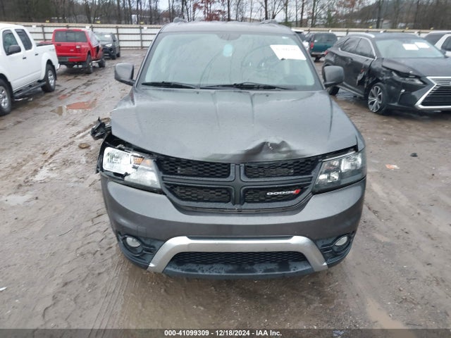 3C4PDCGB5FT637697 Dodge Journey Crossroad