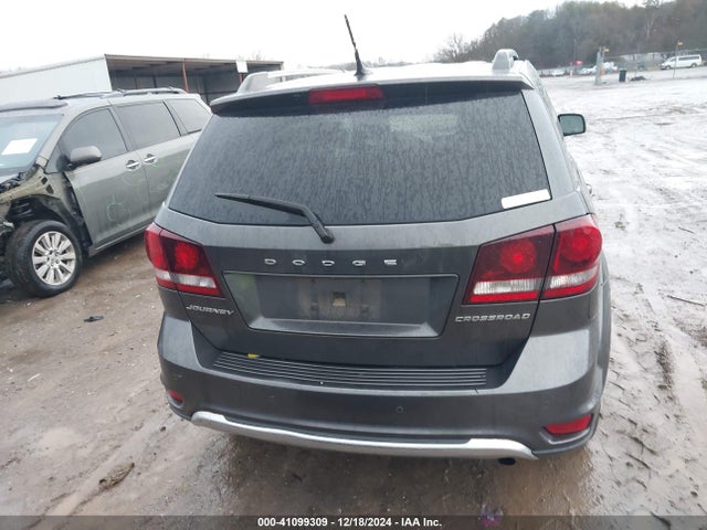 3C4PDCGB5FT637697 Dodge Journey Crossroad