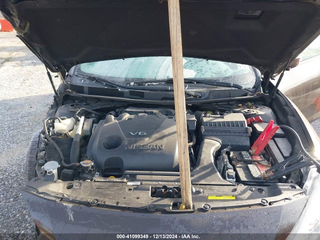 1N4AA6AP9GC385718 Nissan Maxima 3.5 Sv