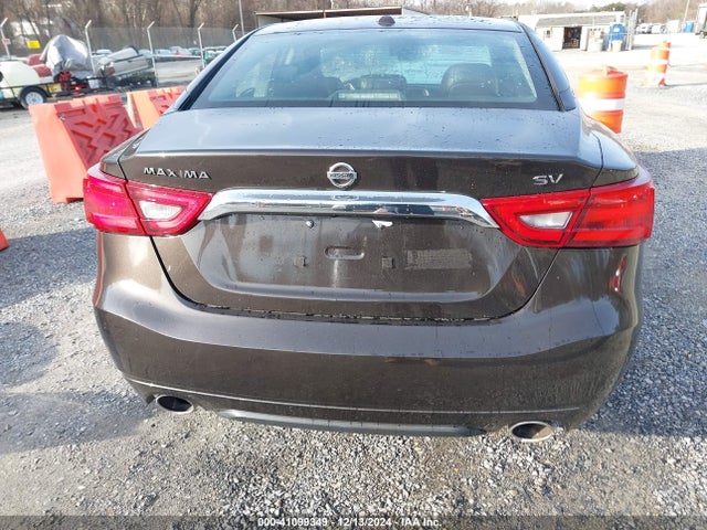 1N4AA6AP9GC385718 Nissan Maxima 3.5 Sv