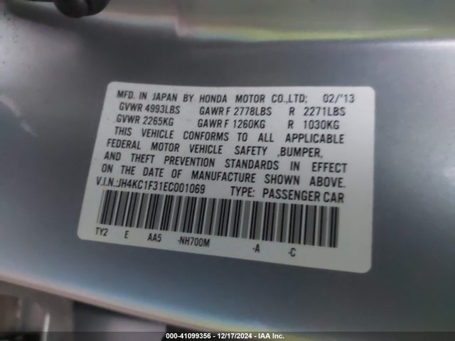 JH4KC1F31EC001069 Acura RLX
