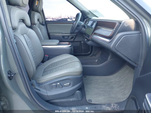 Rivian R1s Launch Edition 2023 7PDSGABL2PN003411 Image 5