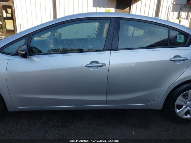 KNAFX4A62F5288922 KIA FORTE LX