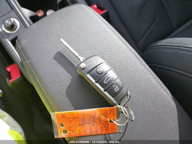 2019 AUDI Q3 WA1AECF37K1076492 Photo 10