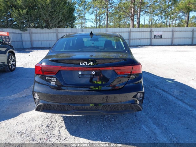 KIA FORTE LX 2024 3KPF24AD0RE788716 Image 16