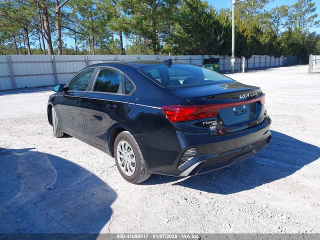 KIA FORTE LX 2024 3KPF24AD0RE788716 Image 3