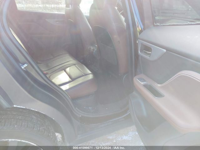 SADCM2FV6JA284945 Jaguar F-PACE S
