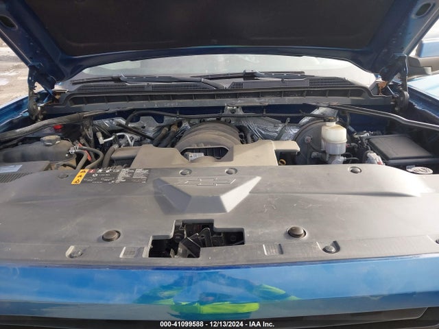 3GCUKREC5JG152341 Chevrolet Silverado 1500 2lt