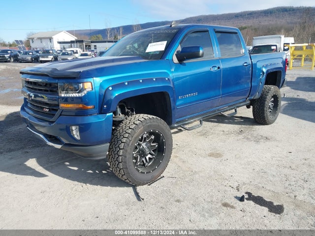 3GCUKREC5JG152341 Chevrolet Silverado 1500 2lt