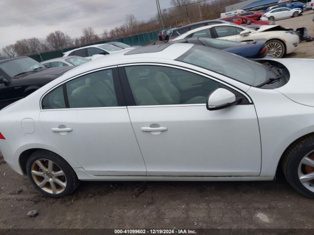 YV1612TK6G2401433 Volvo S60 T5 Premier