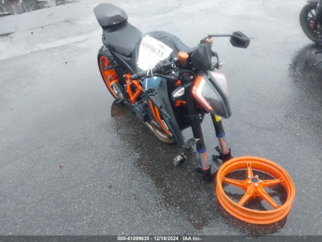 2022 KTM 1290 VBKV39402NM952900