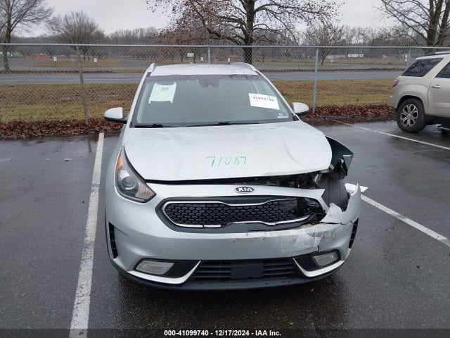 KNDCB3LC8K5283056 KIA NIRO LX