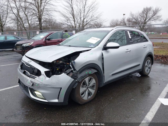 KNDCB3LC8K5283056 KIA NIRO LX