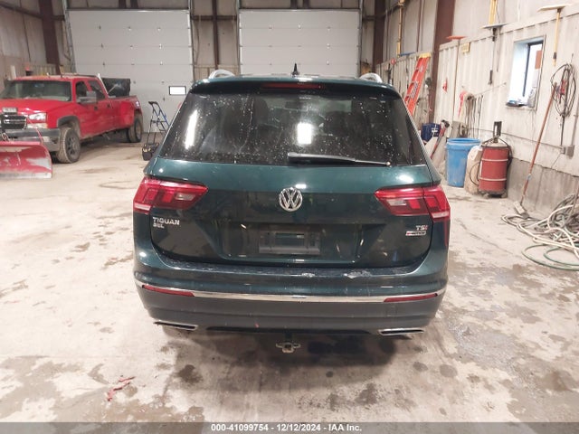 3VV2B7AX2JM012805 Volkswagen Tiguan 2.0t Se/2.0t Sel