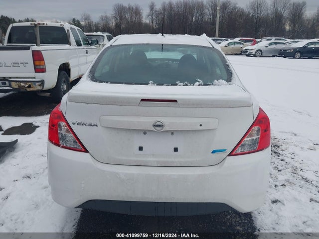 3N1CN7AP8FL914255 Nissan Versa 1.6 S+