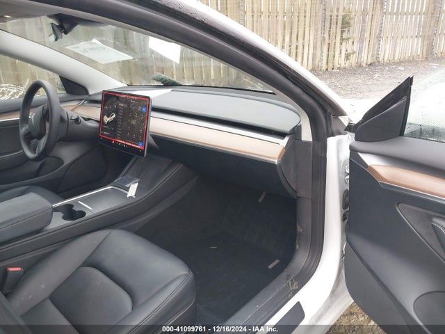 2023 TESLA MODEL 3 5YJ3E1EA2PF478423 Photo 4